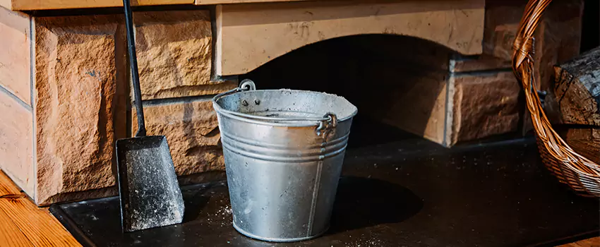 Clean The Fireplace Mantle And Hearth in West 7th Federation/Fort Road, Minnesota